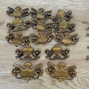 Keeler Brass Co KBC Brass Drawer‎ Pulls 11 Small 2 Large Vintage Handles Patina